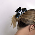Load image into Gallery viewer, Pearl Bow Claw Clip